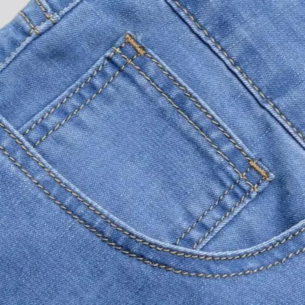 Knee-length men's jean shorts