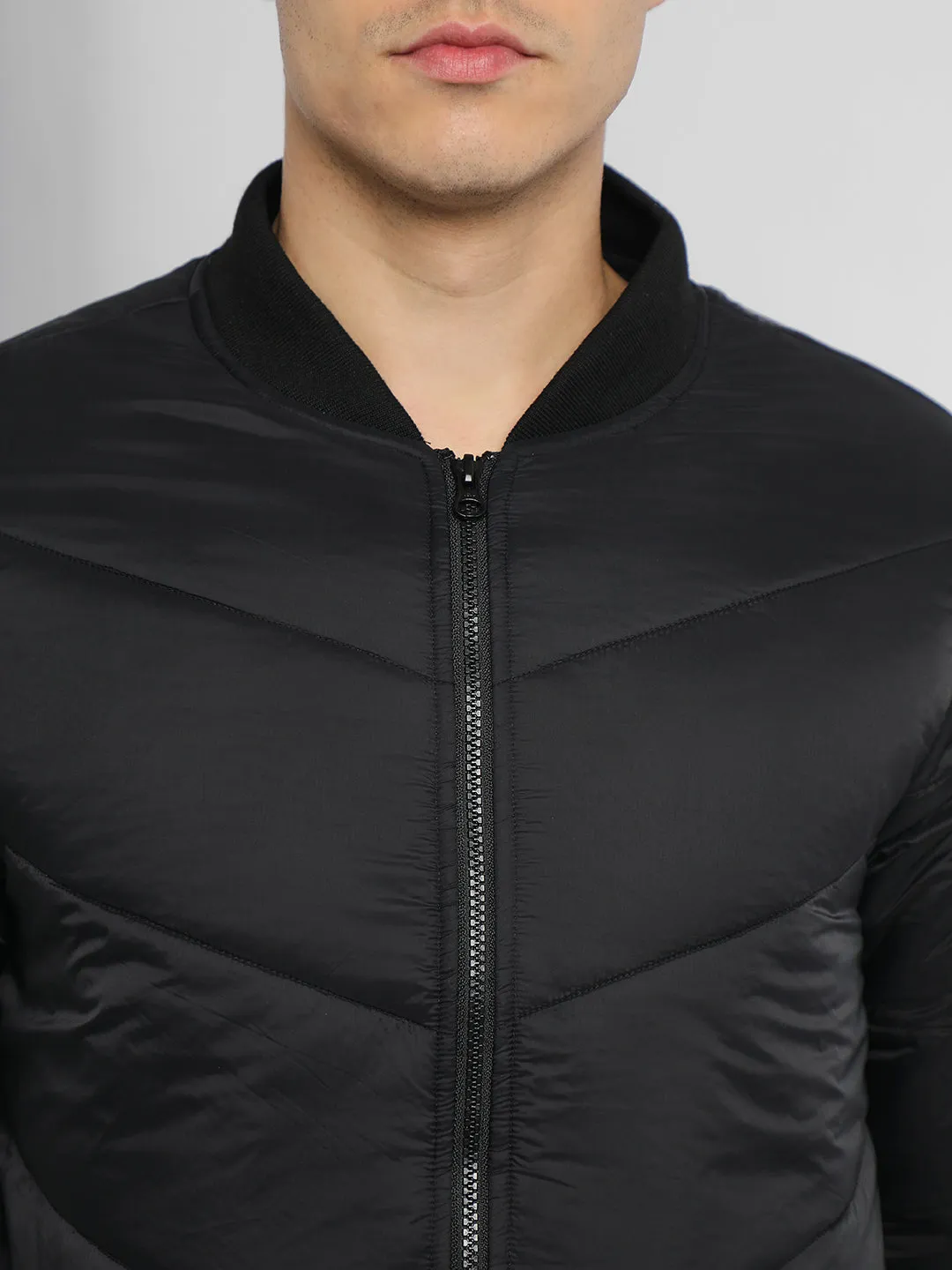 Men's Rib Collar Regular Fit Solid Quilted Black Jackets