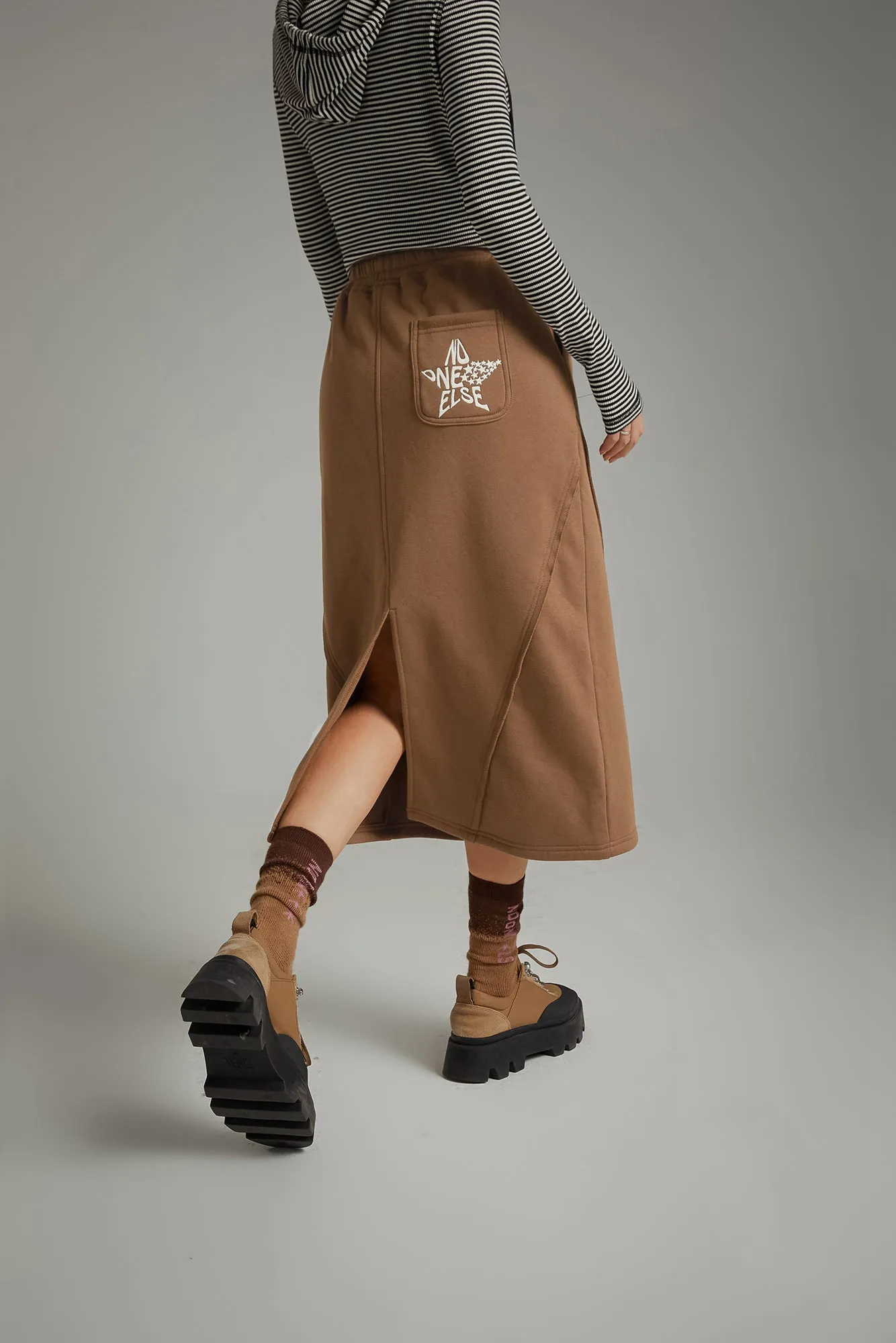 Slit Elastic Band Sporty Long Skirt