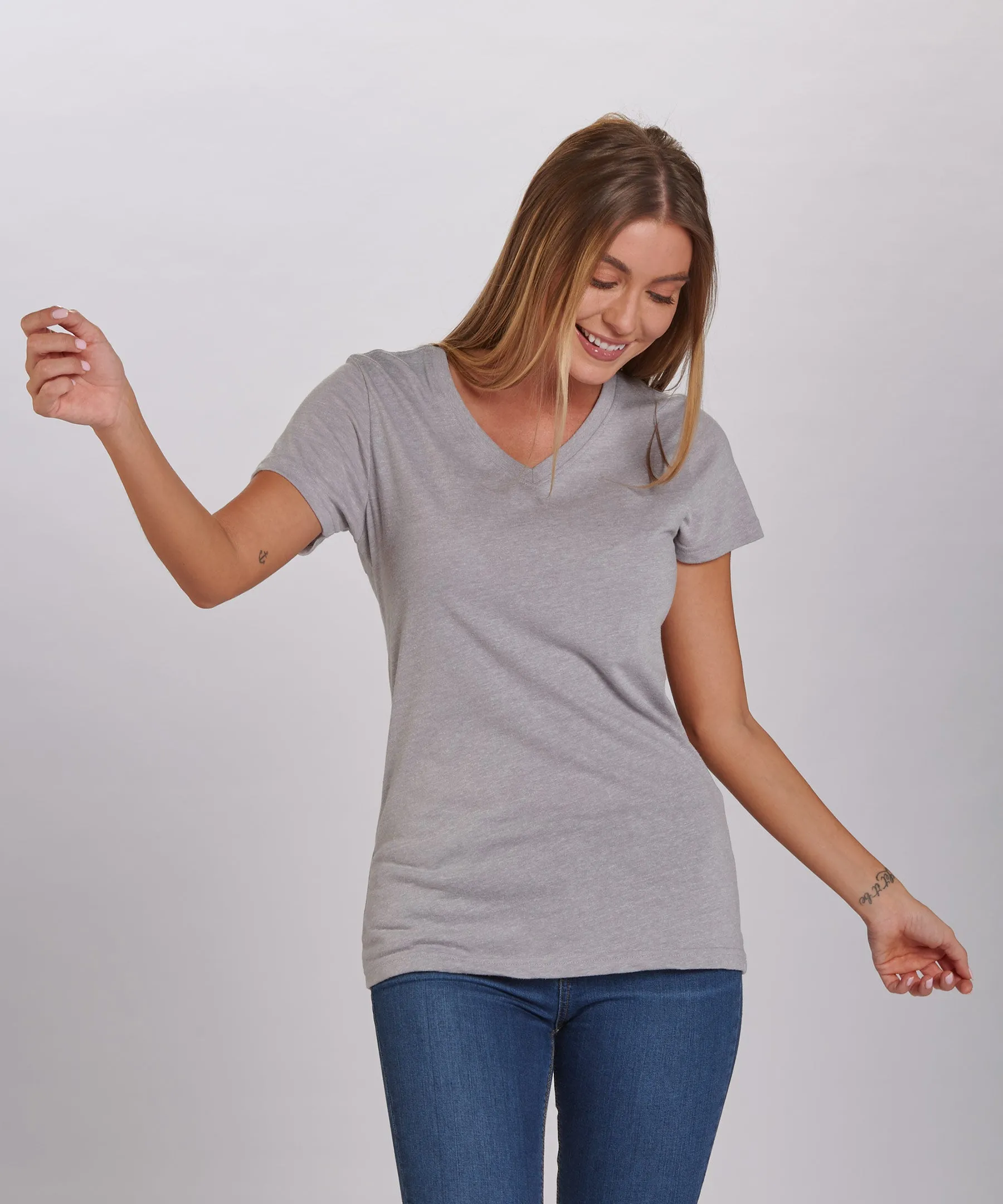 Women's Relaxed V-tee